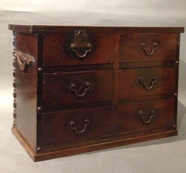 Kuraya Japanese Antiques, Tansu & Furniture page 4